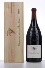 france-rhone-wine-chateauneuf-du-pape-domaine-de-la-mordoree-cuvee-de-la-reine-des-bois-2020